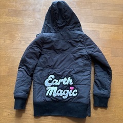 アースマジックジャンパー　150サイズの画像