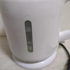 [山善] 電気ケトル 電気ポット 1.0L DKE-100

の画像