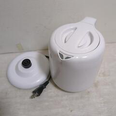 [山善] 電気ケトル 電気ポット 1.0L DKE-100

の画像