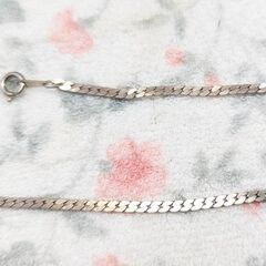 ☆ネックレス　銀色　中古品　の画像