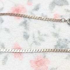 ☆ネックレス　銀色　中古品　の画像