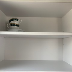 食器棚の画像
