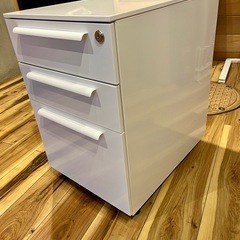 デスク用ワゴンの画像