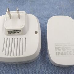 ワイヤレスチャイム 呼び鈴 配線工事不要 玄関チャイム 4段階音量調節 電池式 受信機1個 送信機1個 西岡店の画像