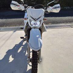 Kawasaki　KLX125　調子いいです♪　バッテリー新品、タイヤも良　取りに来られる方、配送手配出来る方の画像