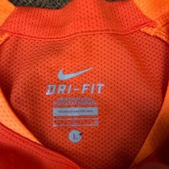 NIKE 子供用　サイズLの画像