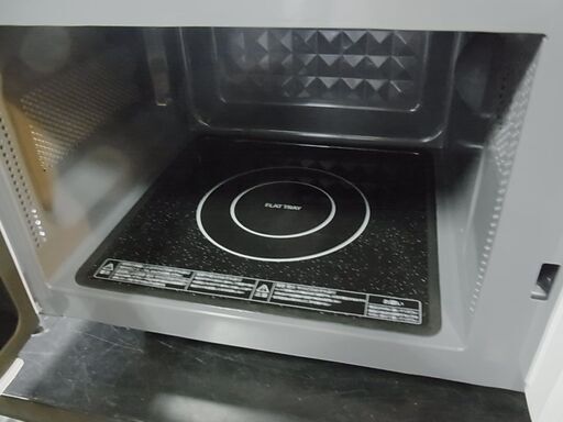 【30】東芝　電子レンジ　ER-M17Y　2023年製　520W　ダイヤル式　フラット庫内　単機能レンジ