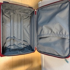 スーツケースの画像