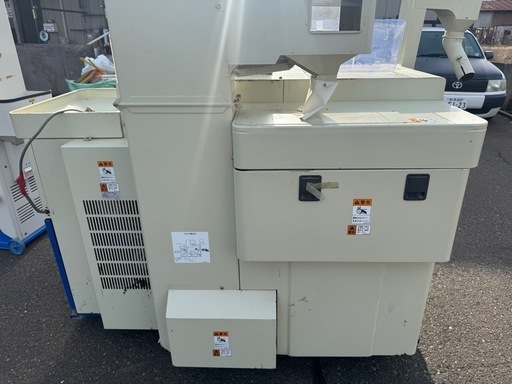 今月中　動作品　籾摺り機　