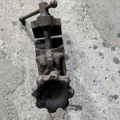 ベンチバイス　マン力の画像