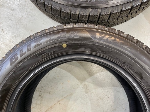 ブリザック　VRX2 175/65R15 スタッドレス　4本セットアクア　ヴィッツ　カローラ　フィット
