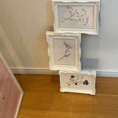 【本日まで】IKEA アートフレーム、飾り棚、写真フレームの画像