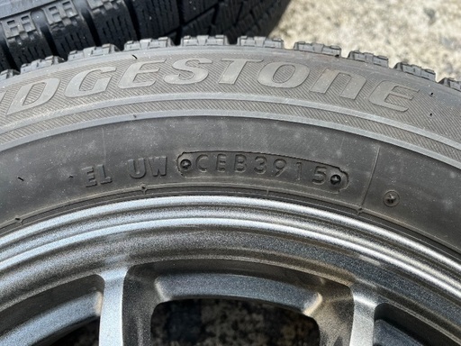 ブリヂストン 165/70/R14 スタッドレスタイヤ 4本 ホイール付き