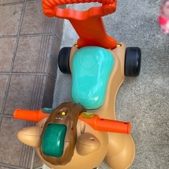 子供用品【希望価格】¥3000円フィッシャープライス・おもちゃ/知育玩具・おもちゃ付き手押し車 - イベント