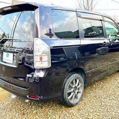 全国自社ローン＃ＭＹＮＥＯオートローン　トヨタヴォクシー2.0Z 4WD　札幌在庫　自社ローン　リース　自社分割の画像