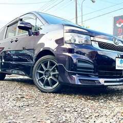 全国自社ローン＃ＭＹＮＥＯオートローン　トヨタヴォクシー2.0Z 4WD　札幌在庫　自社ローン　リース　自社分割の画像