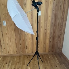 【美品】撮影用スタンド⭐︎アンブレラ&ストロボホルダーの画像
