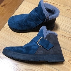 ショートブーツ　22.0の画像