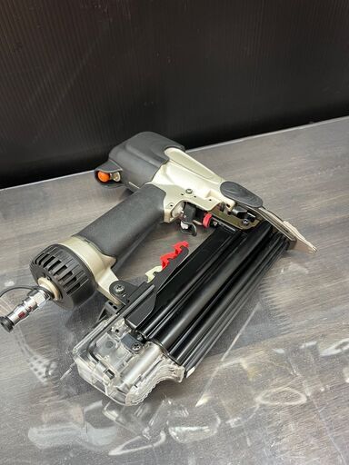 【未使用】HIKOKI　55ｍｍ　常圧仕上釘打機　NT55M2　【ハンズクラフト熊本けやき通り店】