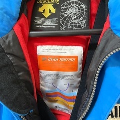 デサント 　スキーウェア　Lサイズ上下セットの画像