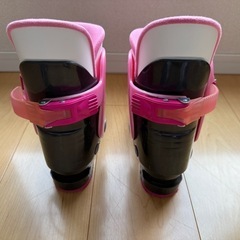 スキー靴の画像