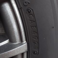 ブリジストンスタッドレスタイヤの画像