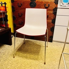 《売約済》【武蔵小山店】CATIFA カティファ 46 スタッキングチェア 4本脚ベース Arper アルペール Lievore Altherr Molina リエヴォレ・アルテール・モリーナ ダイニングチェア イス イタリア　2脚セットの画像