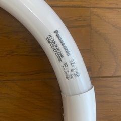 丸型蛍光灯Panasonicパルックプレミア32形　ナチュラル色の画像