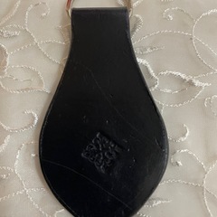ハイビスカス柄キーホルダーの画像