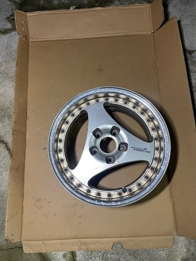 タイヤ、ホイール advan oni