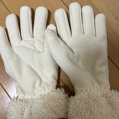 レディース　ボア付き手袋の画像