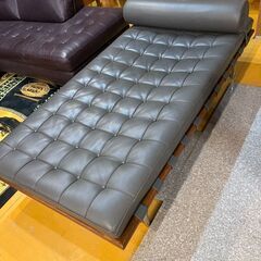 バルセロナデイベッド　Barcelona Daybed　イタリア製本革使用　シングルベッド　リプロダクト家具　ジェネリック家具【札幌　清田区　店頭引取可】の画像