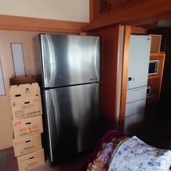 冷蔵庫や家具類、取りにきてくれる方無料です！