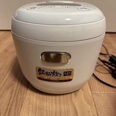 アイリスオーヤマ　ジャー炊飯器（5.5合炊き）　2020年製