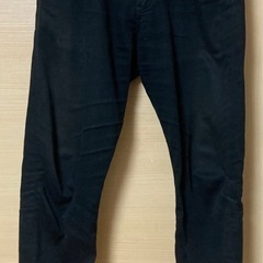 
黒パンツ W82の画像