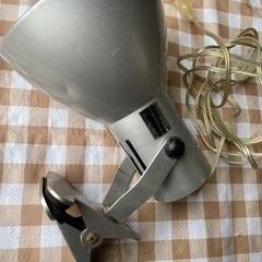 ヴォルテス カミハタ　30W 爬虫類用ライト アクリルスタンド付...