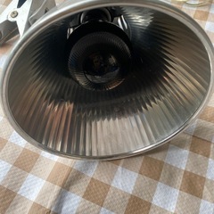 ヴォルテス カミハタ　30W 爬虫類用ライト アクリルスタンド付き クリップ付きの画像