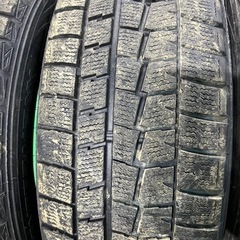 215/60R17 ダンロップ 冬タイヤ 2017年製造 6分山 4本の画像