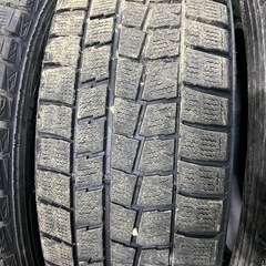 215/60R17 ダンロップ 冬タイヤ 2017年製造 6分山 4本の画像