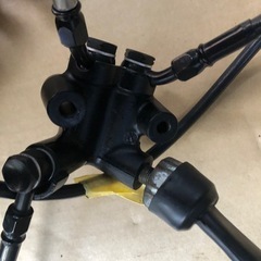 kz1000mk2ブレーキキャリパーの画像