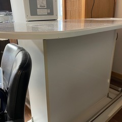 カウンターテーブルの画像