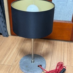 テーブルライト　フロアライト　スイッチ付き　電球付き
