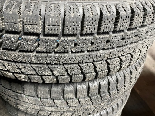 175/80R16 冬タイヤ