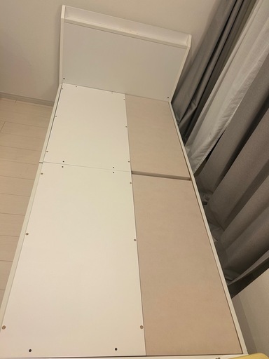 【美品】シングル用ベットフレーム／引き出し付きタイプ／充電可能／5000円／値段交渉承ります