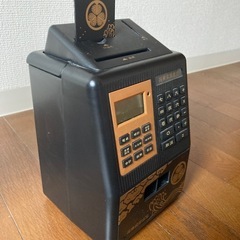 貯金箱
の画像