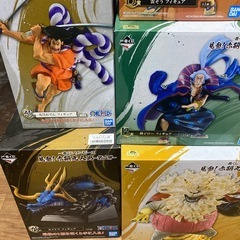 ワンピース赤鞘9人フィギュアの画像