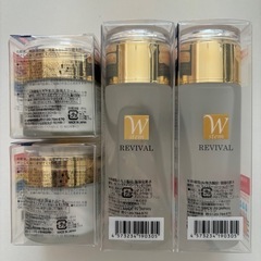 値下げ予定なし　新品未開封　REVIVAL ヒト幹細胞　保湿クリーム•ローション　4点セットの画像
