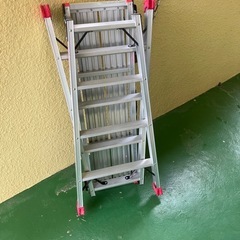 脚立   、、、立ちウマ  　