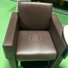 タカラベルモント　ネイルチェア.スタイリングチェア　サロン用の画像