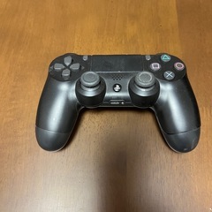 プレイステーション4 本体➕ソフト2本の画像